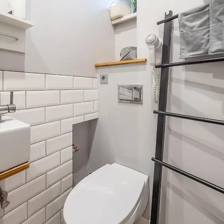 Lejlighed Baltic Design With Free Parking And Self Check In Riga